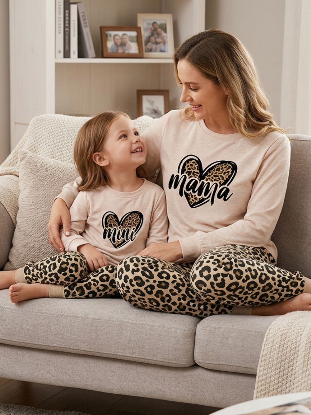 Dámske pyžamo MINI and MAMA s dlhým rukávom