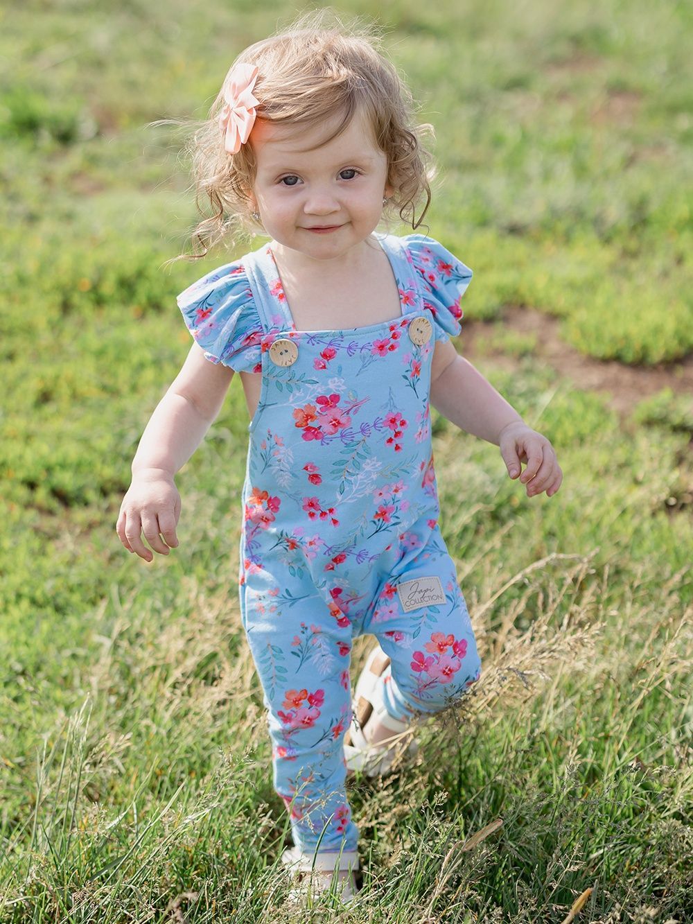 kvetované nohavice na traky