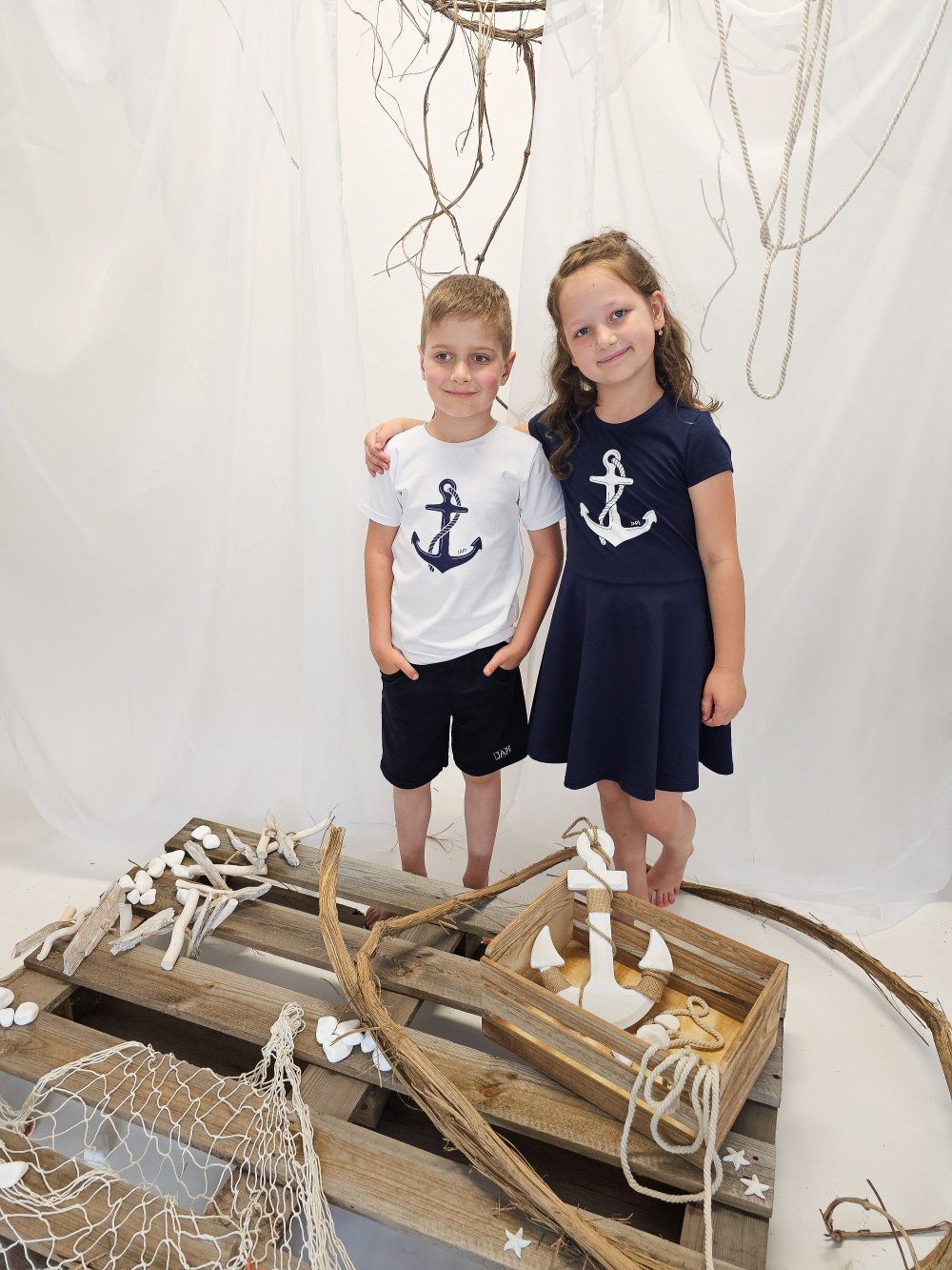 Dievčenské šaty športové NAUTICAL s krátkym  rukávom
