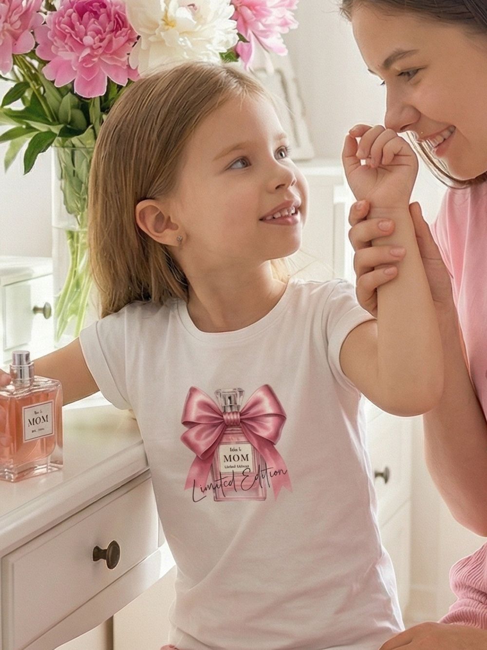 Dievčenské tričko PARFUME s krátkym rukávom