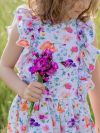 kvetované dievčenské šaty